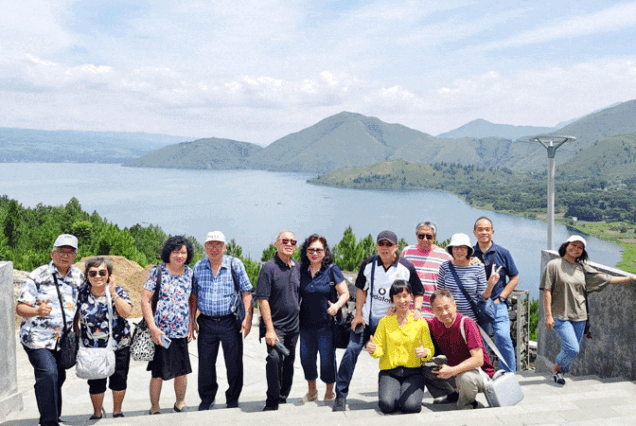 tour danau toba samosir