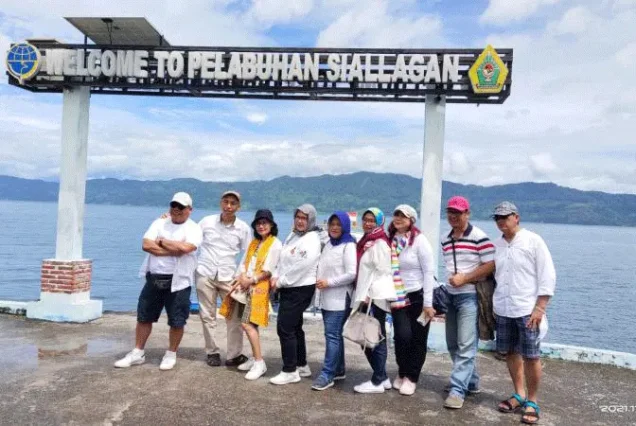 tour danau toba
