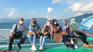 tour danau toba samosir