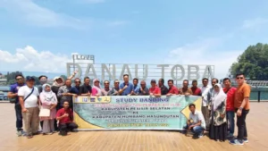 tour danau toba