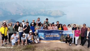 tour danau toba